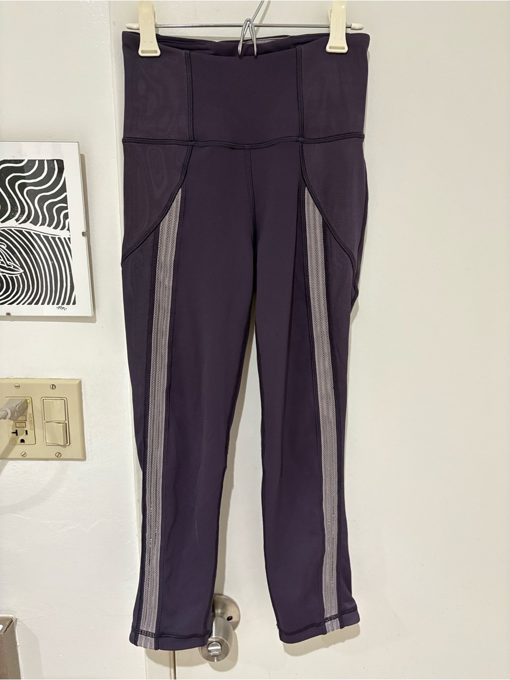 Lululemon purple capris with side detail
